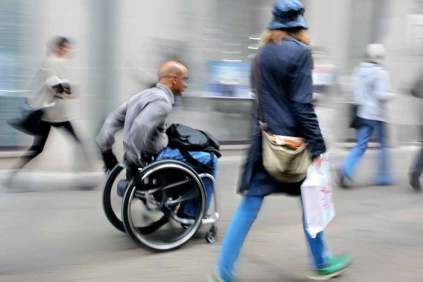 photo_wheelchair-user-and-a-walking-person